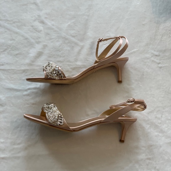 New Badgley Mischka Fiona Satin Sandals with Embellishments, Size 11! - Picture 4 of 10